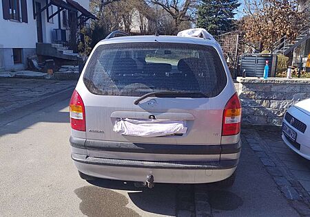 Opel Zafira 1.6 Comfort