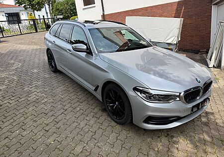 BMW 520d 520 Touring Aut. Sport Line