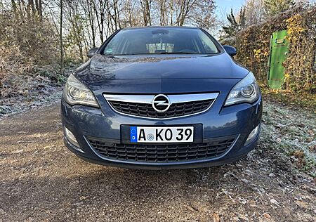 Opel Astra J 1.4 Turbo 140 PS Top Zustand 2. Hand!