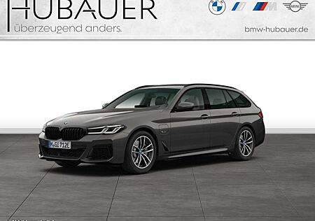 BMW 530 e xDrive Touring [M Sport, HUD, AHK, ACC, RFK]