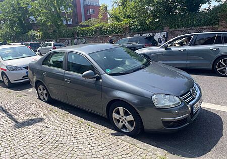 VW Jetta Volkswagen 1.9 TDI United