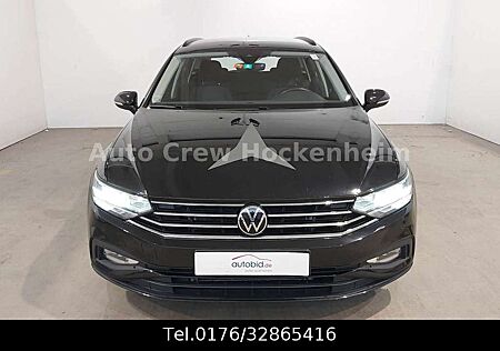 VW Passat Variant Volkswagen Conceptline DSG/NAVI