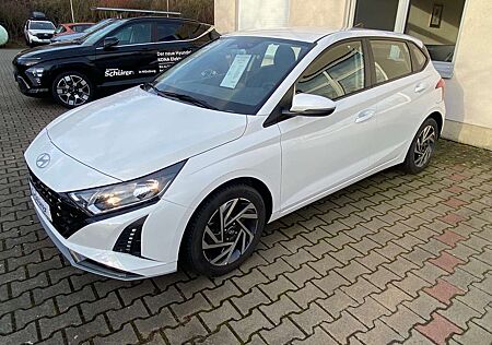 Hyundai i20 Trend mit Navi
