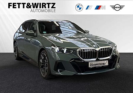 BMW i5 eDrive40 Touring M Sport|AHK|Pano|Autobahnassist.