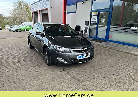 Opel Astra J Lim. 5-trg. Cosmo - TÜV 2026