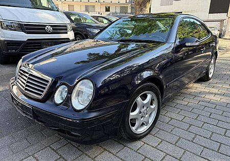 Mercedes-Benz CLK 230 Kompr. Av.,PDC,GSD,Navi,Automatik,Leder