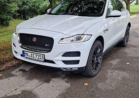 Jaguar F-Pace 2.0D AWD Automatic.. R-Sport