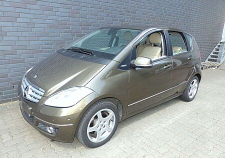 Mercedes-Benz A 170 Avantgarde Automatik/2.Hd/Klima/PDC/Sitzh.
