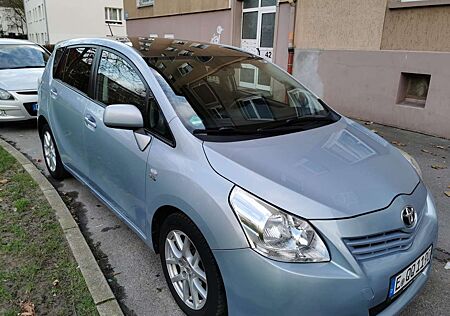 Toyota Verso 2.2 D-CAT Executive