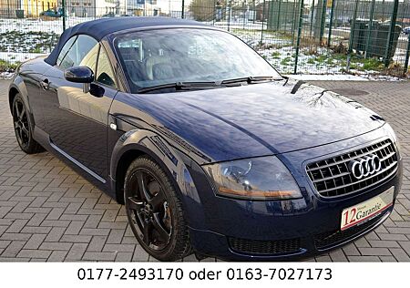 Audi TT Cabrio/ elektrischer-Verdeck
