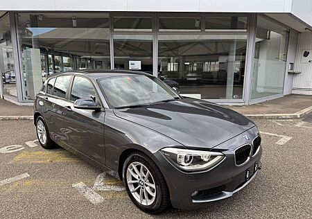 BMW 116 gebraucht kaufen BMW 116 AUTOMATIK XENON NAVI LEDER TEMPOMAT PDC V+H SPORT