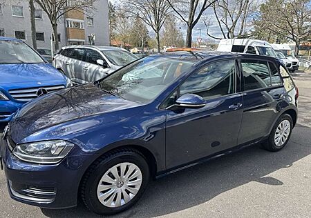 VW Golf Volkswagen VII NAVIGATION*XENON*SITZHEIZUNG*PARKSENSOR BlueMo