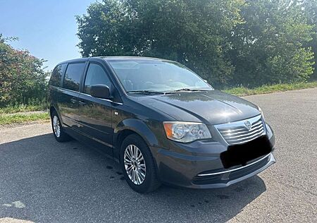 Lancia Voyager 2.8 CRD16v Platinum