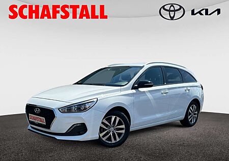 Hyundai i30 YES! MPI 1.4 Kombi Navi Kamera Tempomat