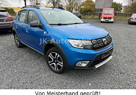 Dacia Sandero II Stepway Celebration // Benzin