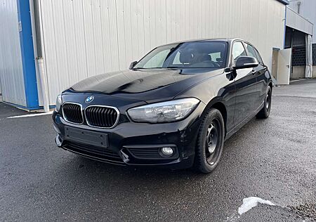 BMW 118 i Advantage inkl. Service-& Wartunfspaket