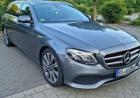 Mercedes-Benz E 400 E-Klasse Diesel 4Matic T 9G-TRONIC