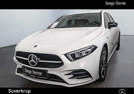 Mercedes-Benz A 250 e AMG NIGHT KAMERA SPUR PDC SHZ