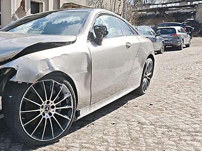 Mercedes-Benz E 200 E Coupe E 200