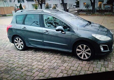 Peugeot 308 e-HDi FAP 110 Stop&Start