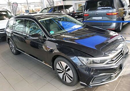 VW Passat Volkswagen Variant GTE*DIGITAL*SIDE*LANE*NAVI*MATRIX
