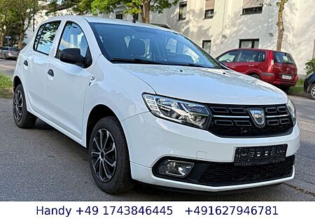 Dacia Sandero II Essential 1.0i/1.Hand/TÜV AU NEU