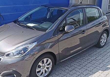 Peugeot 208 Blue-HDi 100 Stop