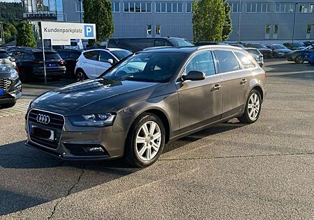 Audi A4 Avant 2.0 TDI 190 PS, Leder, Pano, AHK