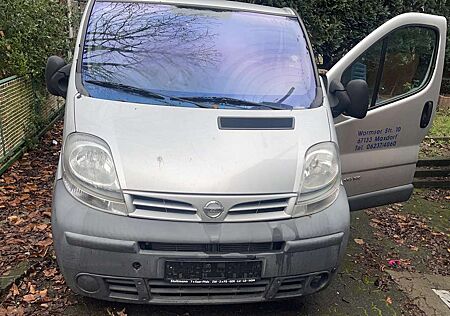 Nissan Primastar L1H1 2,7 dCi 140