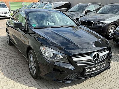 Mercedes-Benz CLA 180 Limousine Mercedes Scheckheft