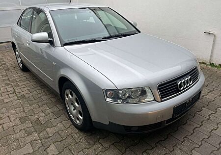 Audi A4 Lim. 1.8 T *NAVI*AUTOMATIK*KLIMA*