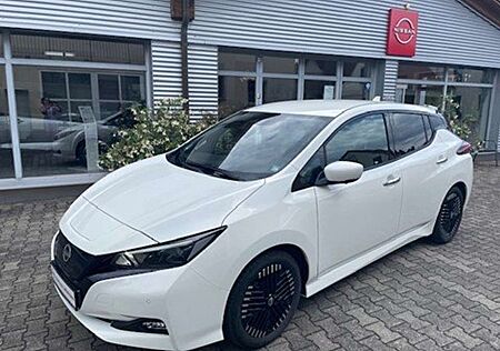 Nissan Leaf 40 kWh N-Connecta LED Winterpaket