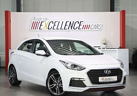 Hyundai i30 1.6 TURBO WHITE SPORT / 1.HAND, XENON, LEDER