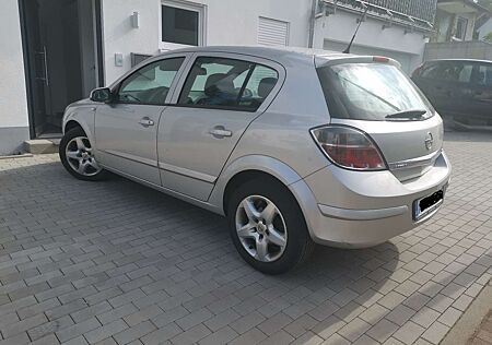 Opel Astra Edition