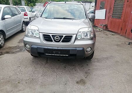 Nissan X-Trail 2.2 dCi 4x4 Comfort