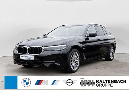 BMW 530 e Touring xDrive FACEL. PANO HUD LED ACC