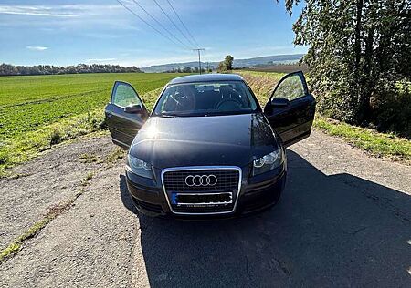 Audi A3 1.6 Attraction