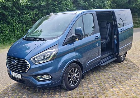 Ford Tourneo Custom 320 L1H1 VA Autm. Active