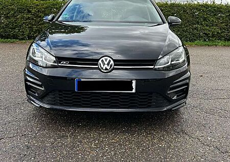 VW Golf Volkswagen 1.5 TSI ACT (BlueMotion Technology) DSG Highline