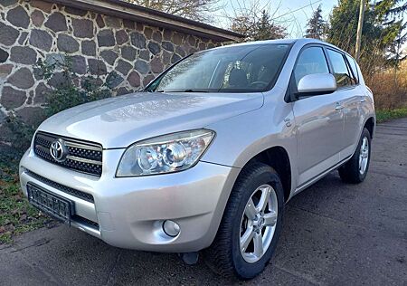 Toyota RAV 4 4 Sol- Navi- Allrad- Tüv neu