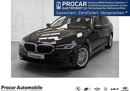 BMW 530 e iPerformance AHK PANO DA Prof HuD H/K DAB LED |