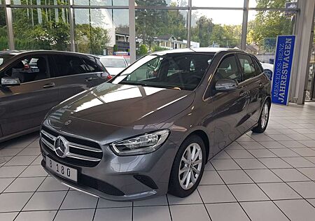 Mercedes-Benz B 180 PROGRESSIVE 360 KAMERA AUTO PTS SHZ