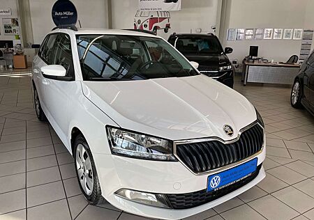 Skoda Fabia Active, DAB+, Einparkhilfe, Klima, USB, Nebelsw.