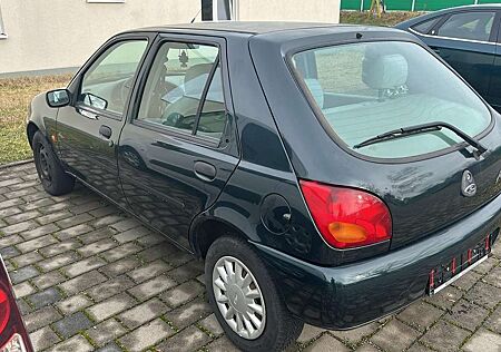 Ford Fiesta Style