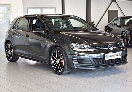 VW Golf Volkswagen VII Lim GTD Aut/DCC/XENON/NAVI/STANDHEIZUNG