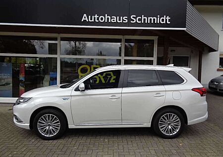 Mitsubishi Outlander TOP 2.4 MIVEC 4WD