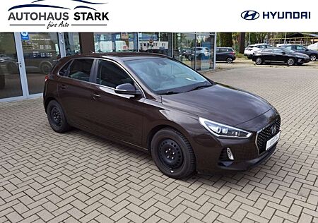 Hyundai i30 Intro 1.0 T-GDI Winterräder Navi Klimaaut SHZ