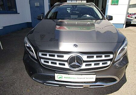 Mercedes-Benz GLA 180 (156.942)
