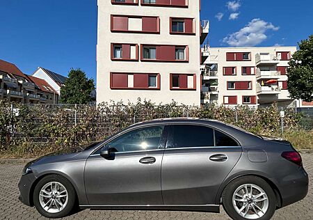 Mercedes-Benz 180