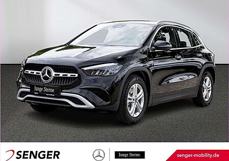Mercedes-Benz GLA 200 Kamera Spiegel-Paket Sitzheizung LED